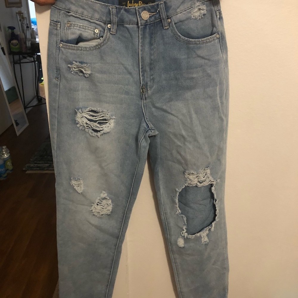 Women’s ripped jeans